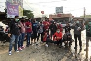 Peduli Covid-19, Komunitas CROW Tangerang Bagikan Masker & Hand Sanitizer.