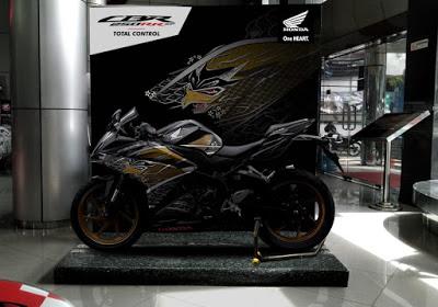 Masuki Bulan Merdeka, Motor Terbaru Honda CBR 250 RR Tampil Dengan Grafis Garuda