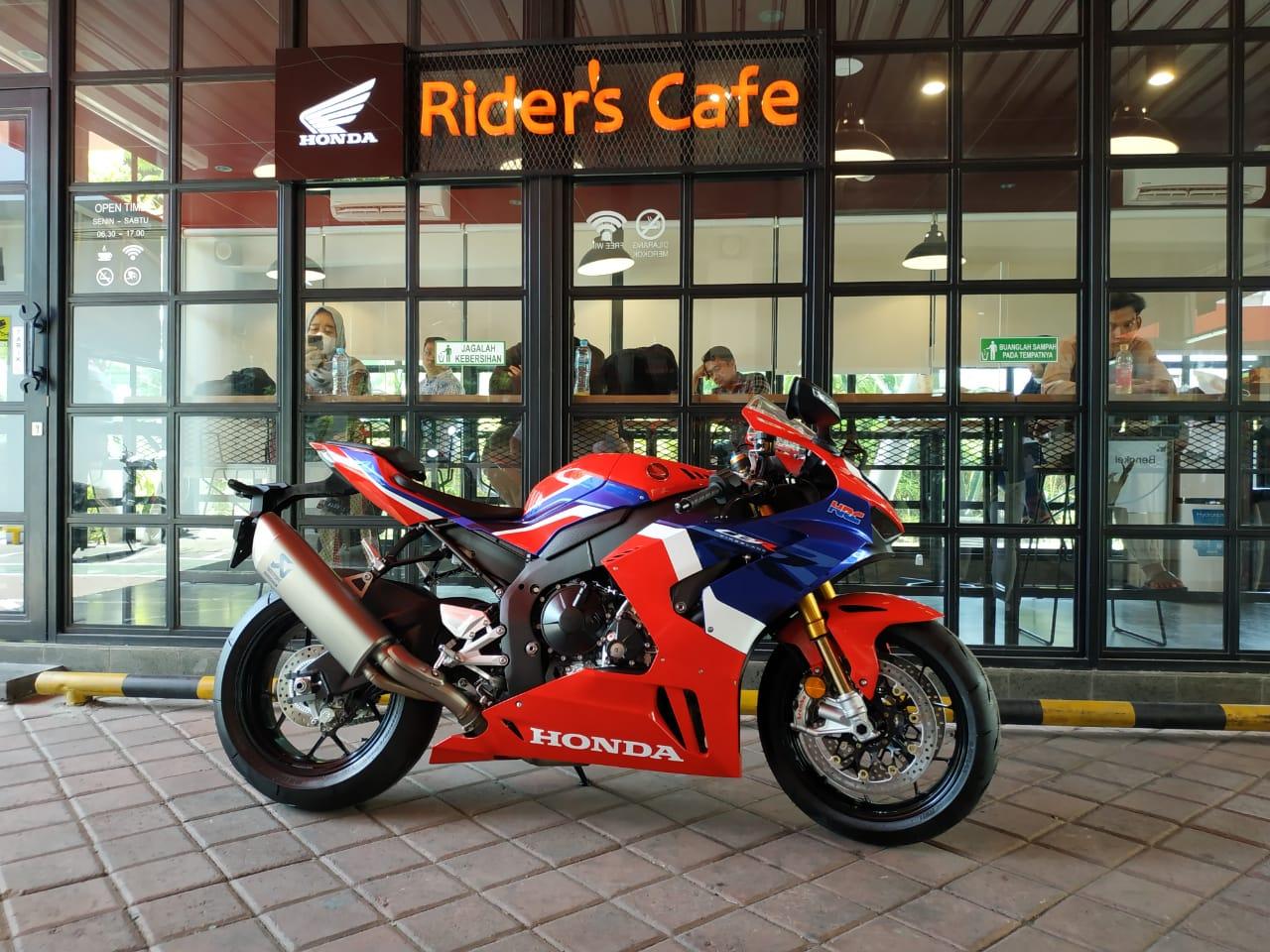 MPM Honda Jatim Kenalkan Motor Super Sport Honda CBR1000RR di  Kepada Jurnalis
