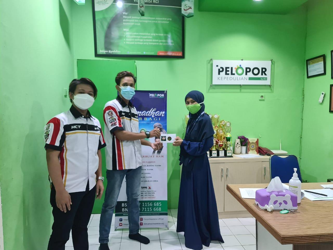Berbagi Takjil & Baksos Di Ramadhan Penuh Berkah, Bro Irul : HCT Harus Tetap Solid.