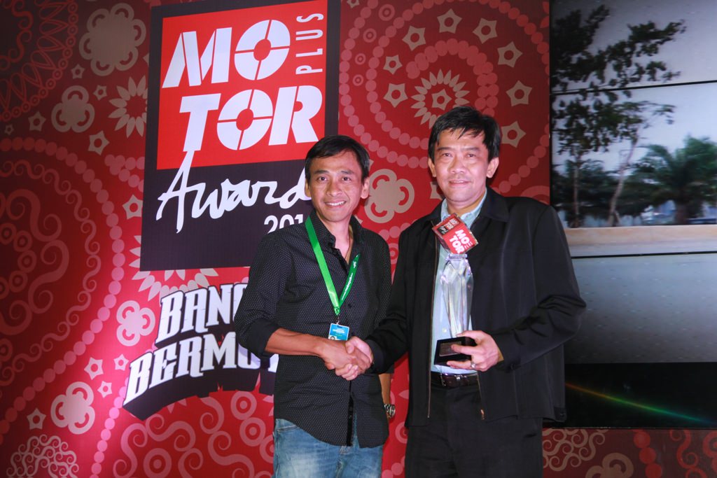 HONDA CBR150R DIKUKUHKAN SEBAGAI BIKE OF THE YEAR 2014