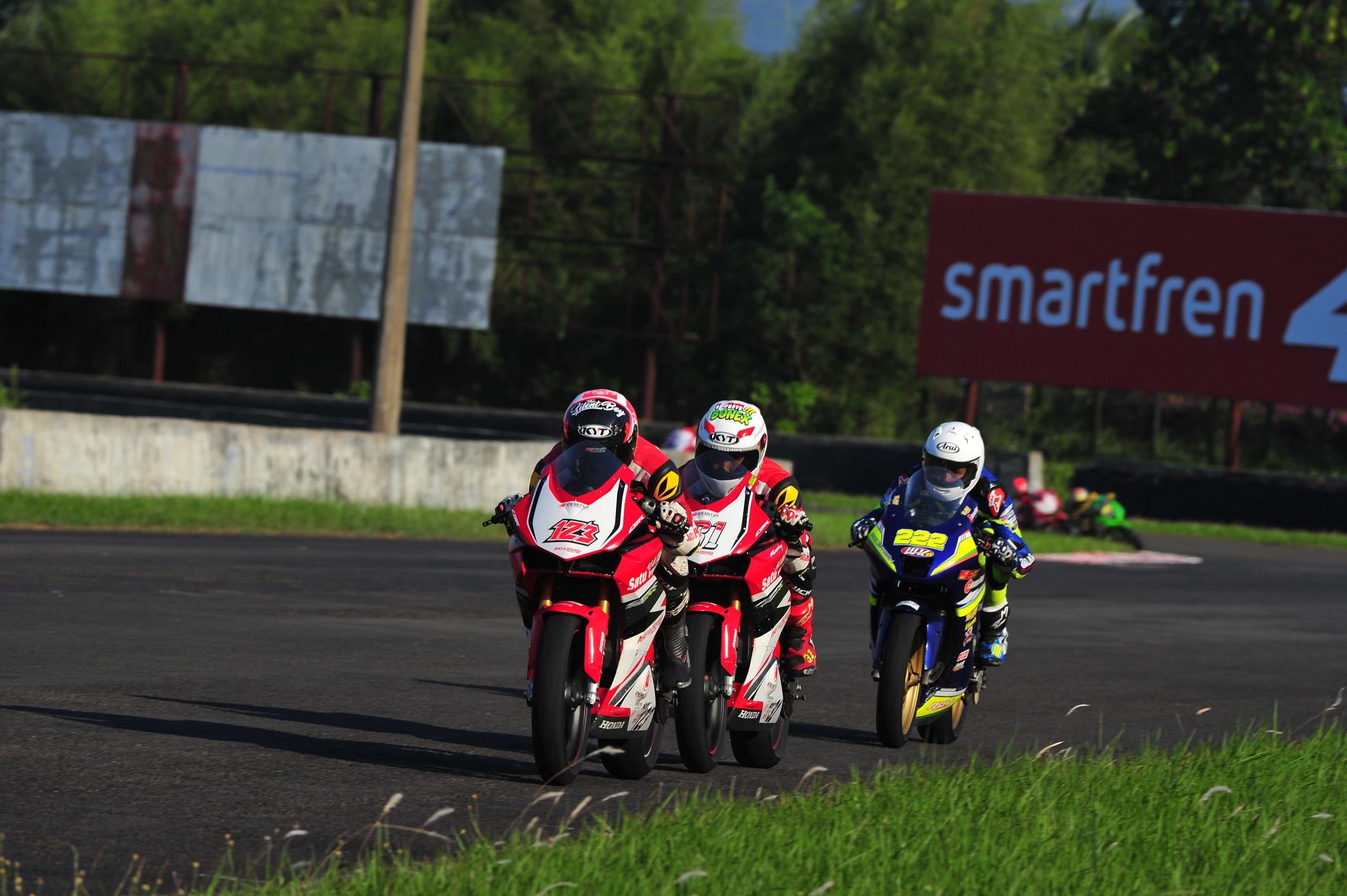 Honda CBR250RR Dominasi Podium IRS Seri 3 2017