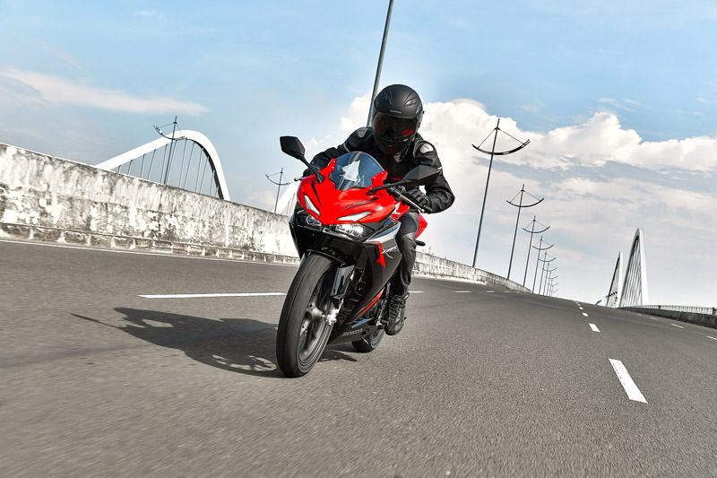 Siluet Bodi Agresif All New CBR150R