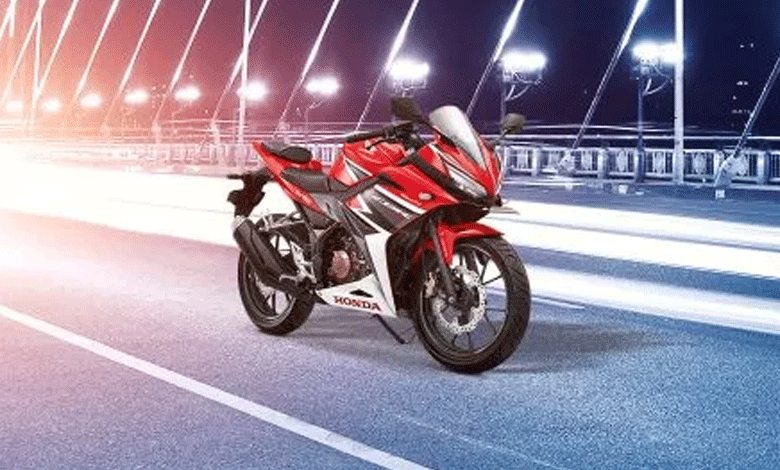 Mengintip Performa Honda CBR150R