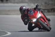 Lincahnya Honda CBR250RR Dalam Lintasan
