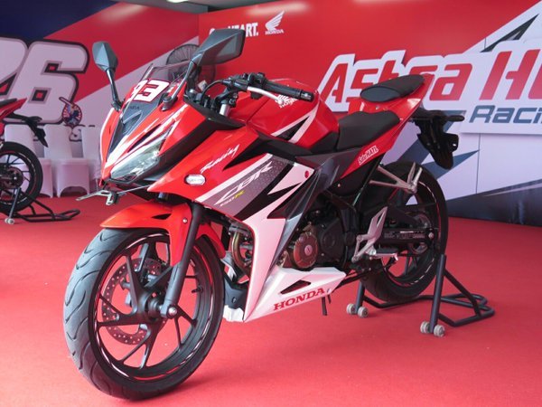 Foto-foto Honda CBR 150R Modifikasi, Mana yang Paling Sporty?