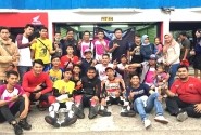 Keren Nih! Komunitas Honda CBR Ini Punya Tim Balap, Berprestasi Pula