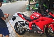 Mau Cuci Motor All New Honda CBR250RR, Coba Perhatikan Hal Ini