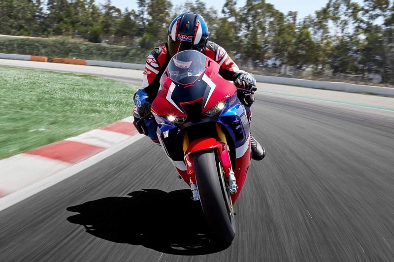 Honda CBR1000RR-R 2020, Hadir Dengan Sejumlah Upgrade Mesin Dan Elektronik