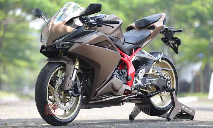 Inspirasi Modifikasi Honda CBR 250RR, Anti Lebay Si Tapak Lebar