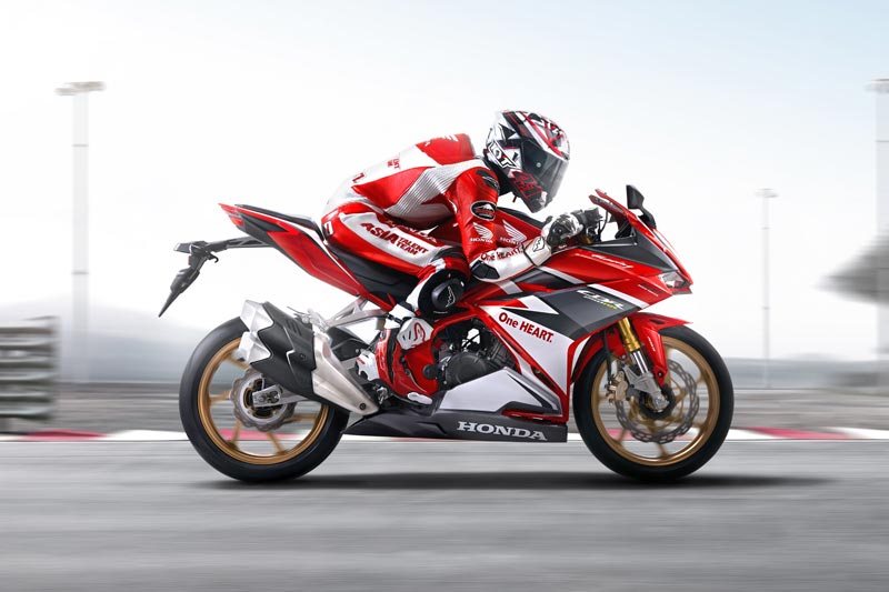 Honda CBR250RR SP, Beri Pengalaman Yang Tak Terlupakan