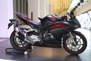 Tips Mencuci Honda CBR250RR, Perhatikan Komponen Sekitar Setang