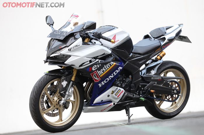 Modifikasi Honda CBR 250RR : Makin Racing Dengan Livery Honda Chesterfield