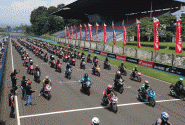Ribuan Motor Honda Parade Didalam Sirkuit Sentul