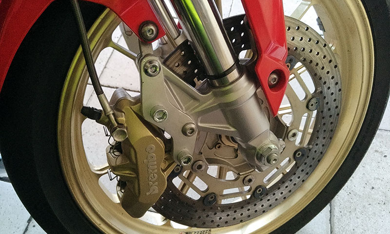 Upgrade peranti pengereman Honda CBR250RR