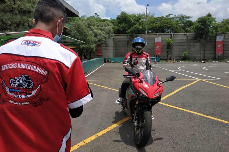 Komunitas CBR Jatim Antusias Test Ride All New CBR150R