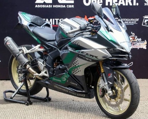 Mantap nih Modifikasi Honda CBR250RR