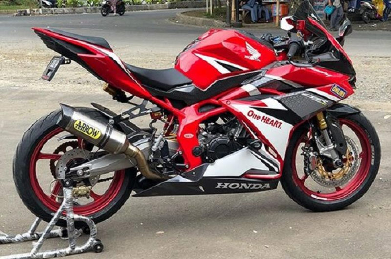 Modifikasi Honda CBR250RR, Sekilas Tampak Biasa