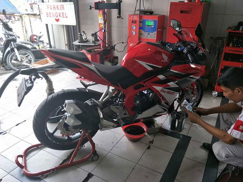 Cara Menghemat Biaya Service Motor
