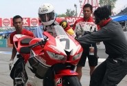 Honda CBR600RR Tuntaskan Suzuka 4 Hours Endurance Race di Suzuka