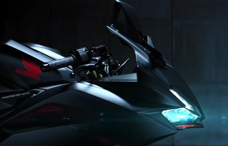 TVC Honda CBR250RR, Suguhkan Total Control