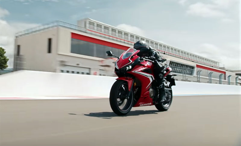 Lincah dan Agresif CBR500R Dalam TVC