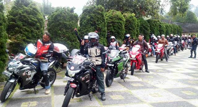 Sambut Ulang Tahun ke 3, CBR Series Sumbar Gelar Touring Bersama
