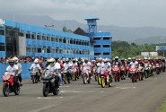 Penghormatan Terakhir Buat Bangky, AHC Keliling Sirkuit Sentul