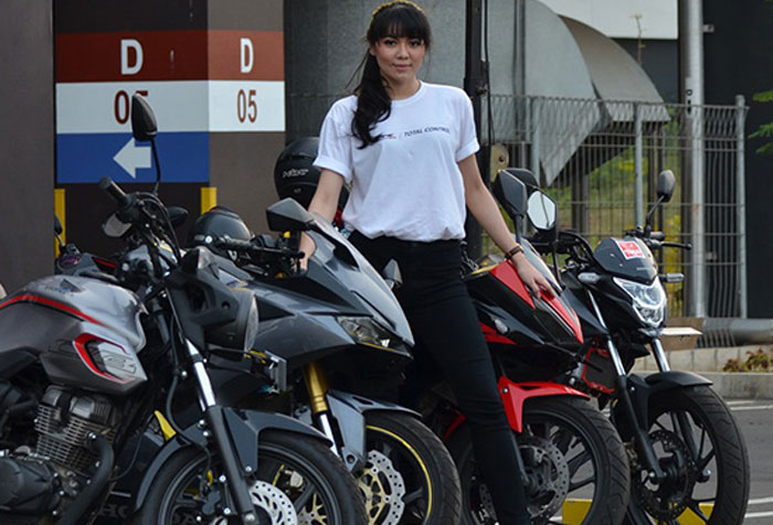 Wahana Pamer Jajaran Produk Motor Sport Baru, Bisa Test Ride CBR250RR Lho 