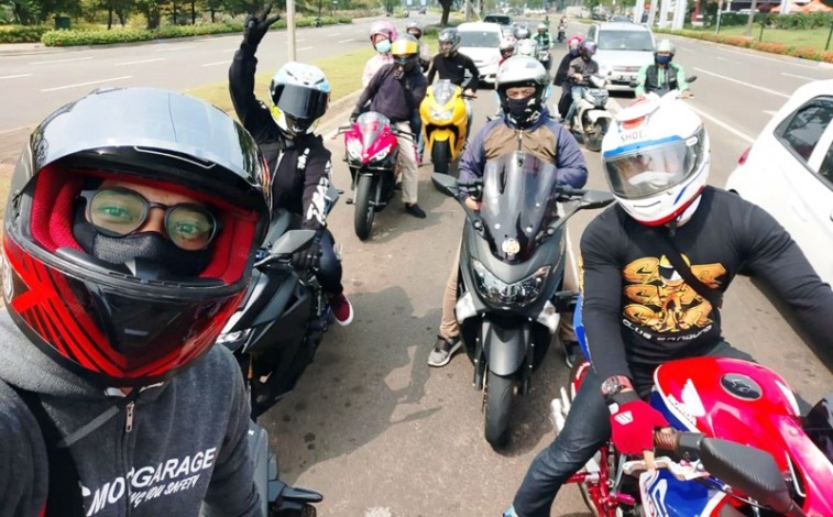 Obati Kerinduan Riding Bersama-Sama, CBR Riders Jakarta Gelar Sunmori ke BSD