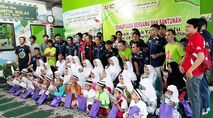 Cerita Kopdar Honda CBR Riders Bekasi sambangi Anak Yatim