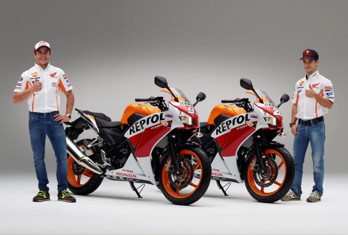 AHM Rilis 100 Unit Honda CBR250R Champion Edition