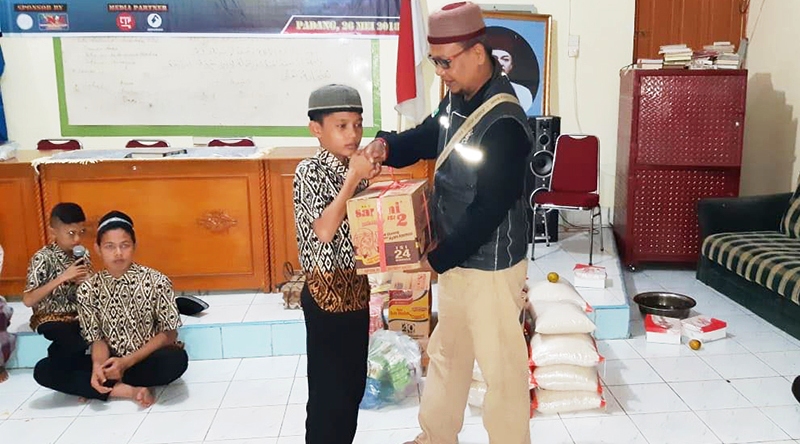 Peduli Anak Yatim, CBR Series Club Sumbar Gelar Baksos di PGAI 