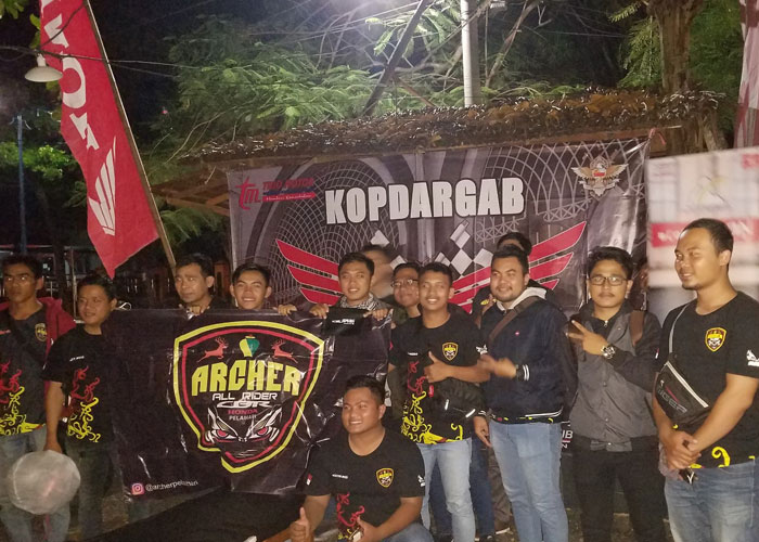 Trio Motor Kampanyekan Keselamatan Berkendara Kepada Komunitas CBR Kalselteng