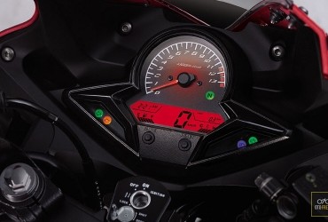 683
